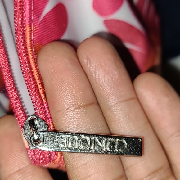 Clinique cosmetic bag - Picture 2 of 4